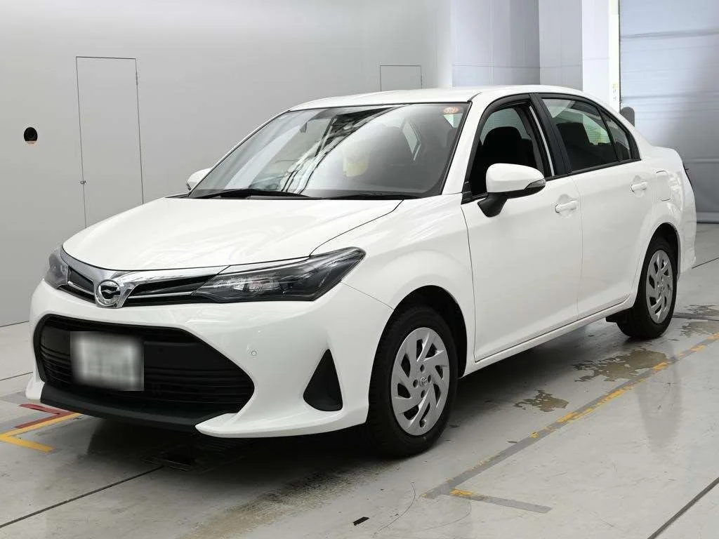 Toyota Corolla Axio NRE161 2025